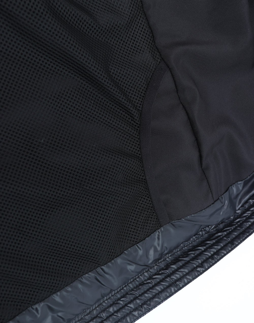 Adults Sustainable Lightweight Hooded Puffer Jacket - Black